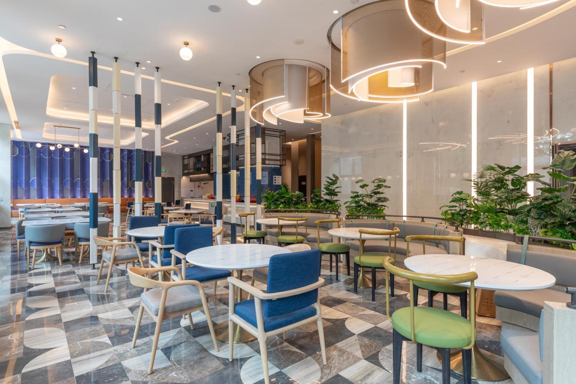 Holiday Inn Express Changfeng Park Shanghaj Zewnętrze zdjęcie